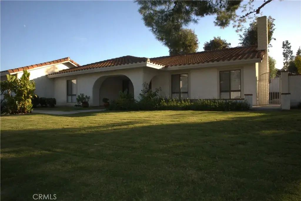 12684 Hinton Way, North Tustin