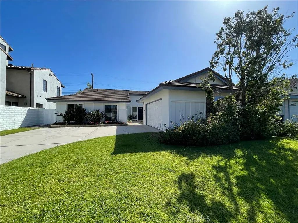 9192 Christine Drive, Huntington Beach