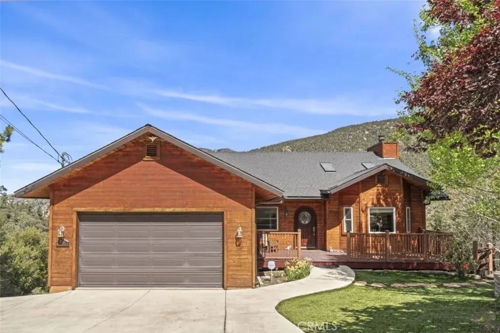 2720 Hillcrest, Pine Mountain Club