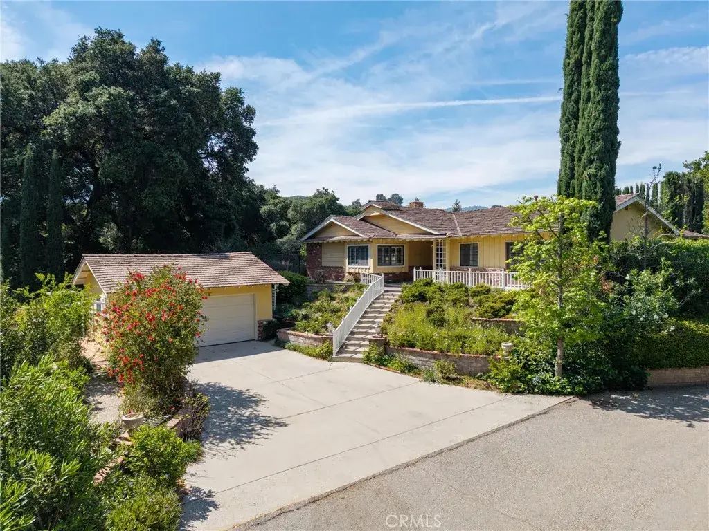 23428 Oakrun Lane, Newhall