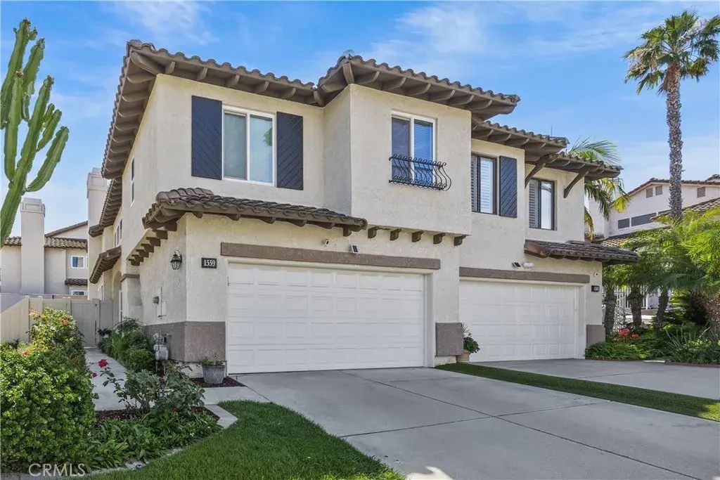 1559 San Fernando Drive, Corona