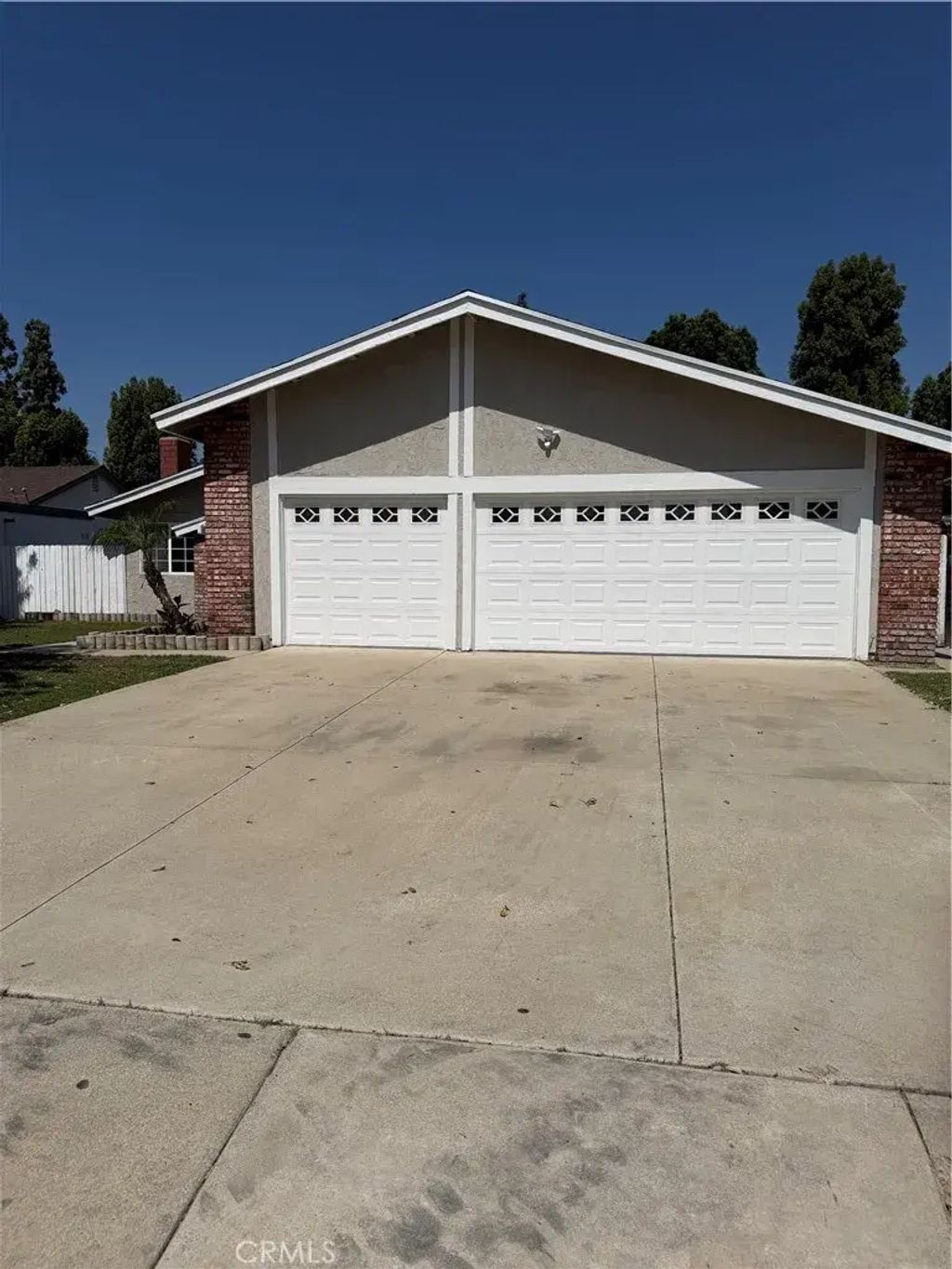 1034 Maple Court, Ontario