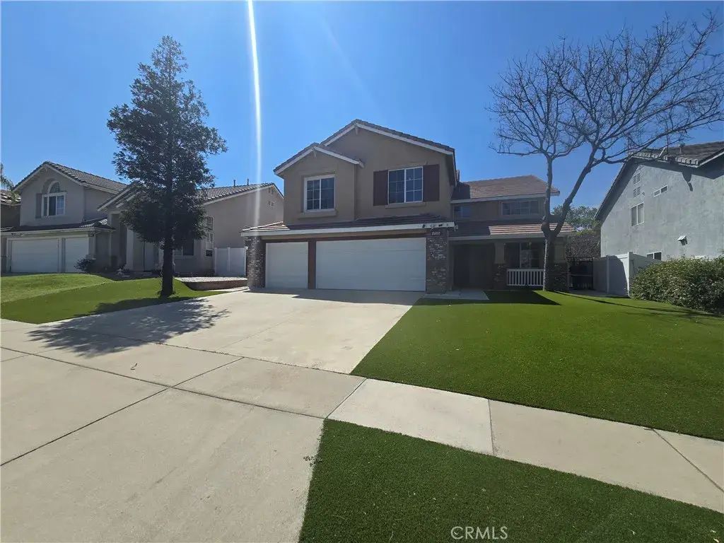 2382 Macbeth Avenue, Corona