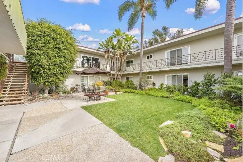 1570 Via Capri 2, Laguna Beach