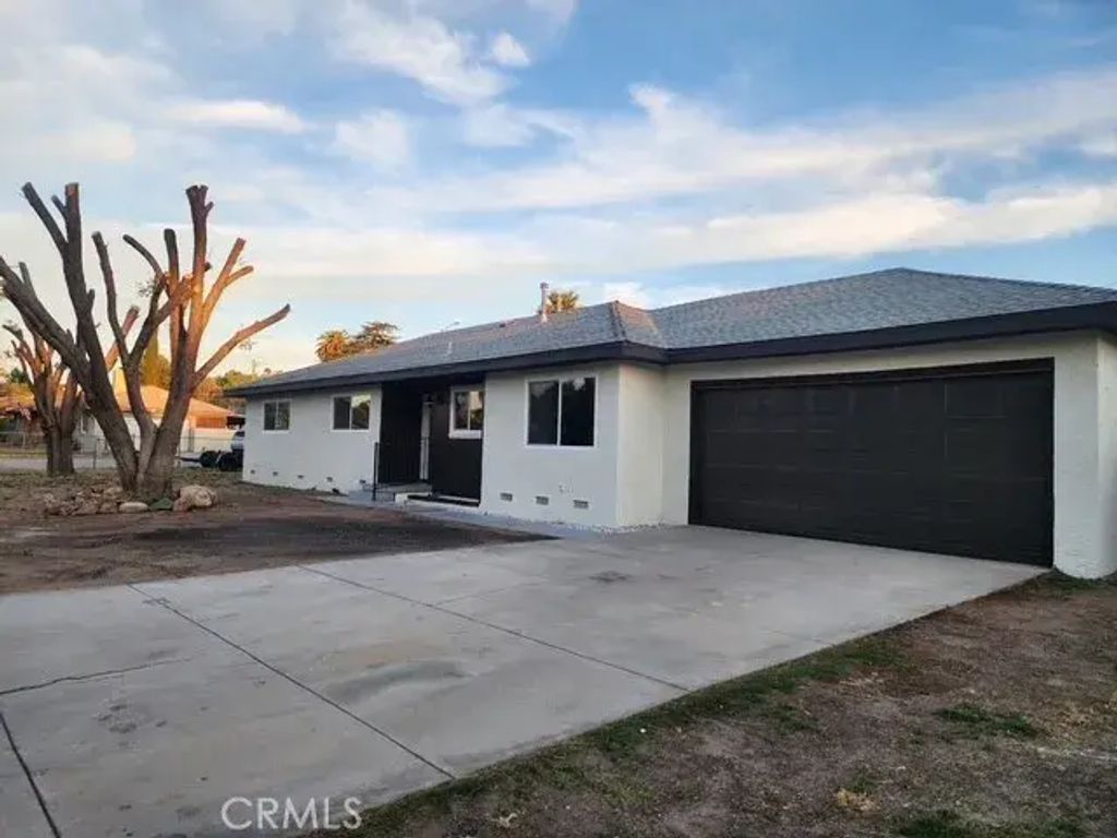 693 W Wilson, Banning