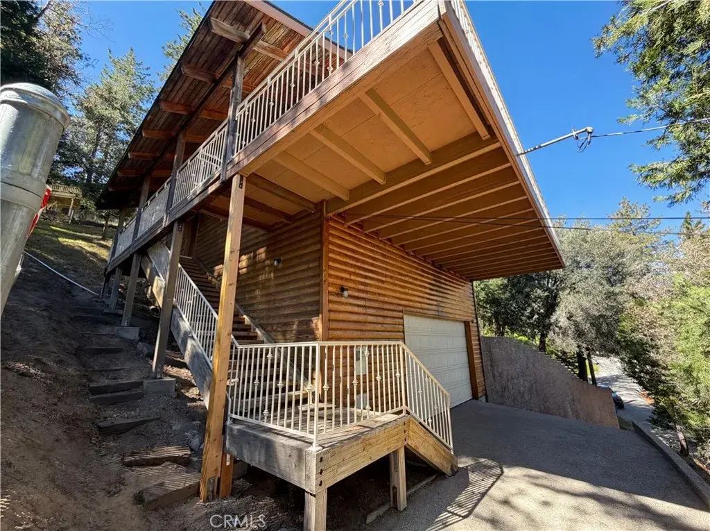 120 Zermat, Crestline