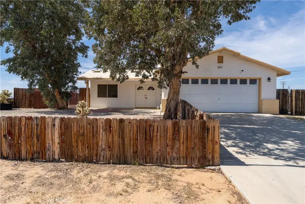 19321 97th Street, California City