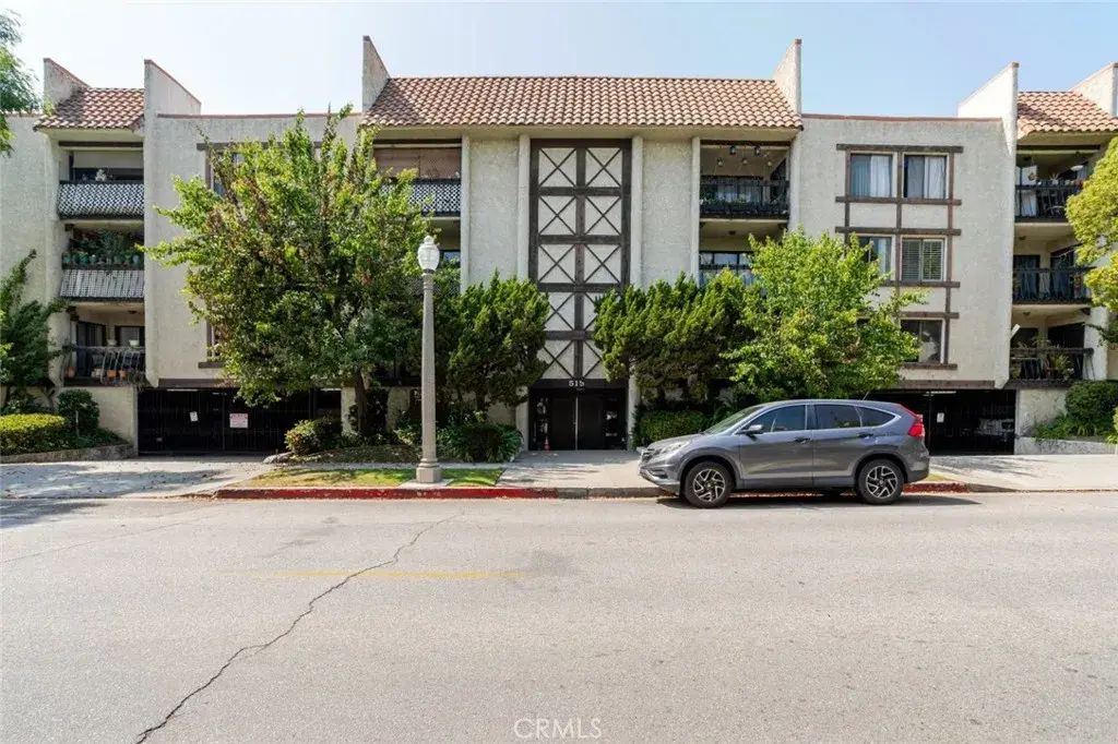 515 N Jackson 101, Glendale