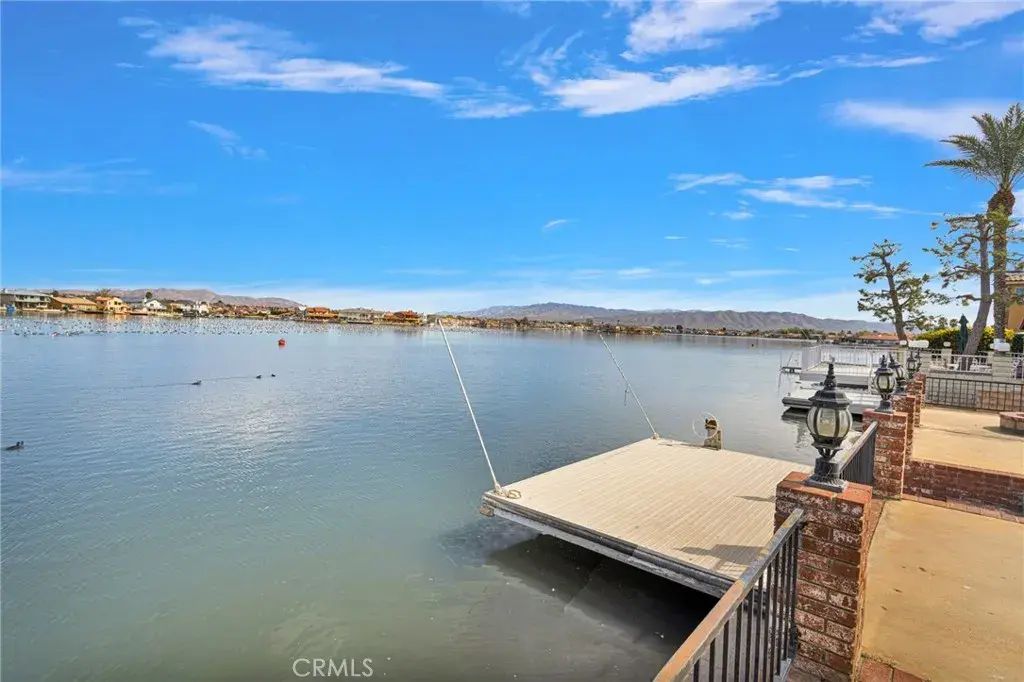 18063 Mariner Drive, Victorville