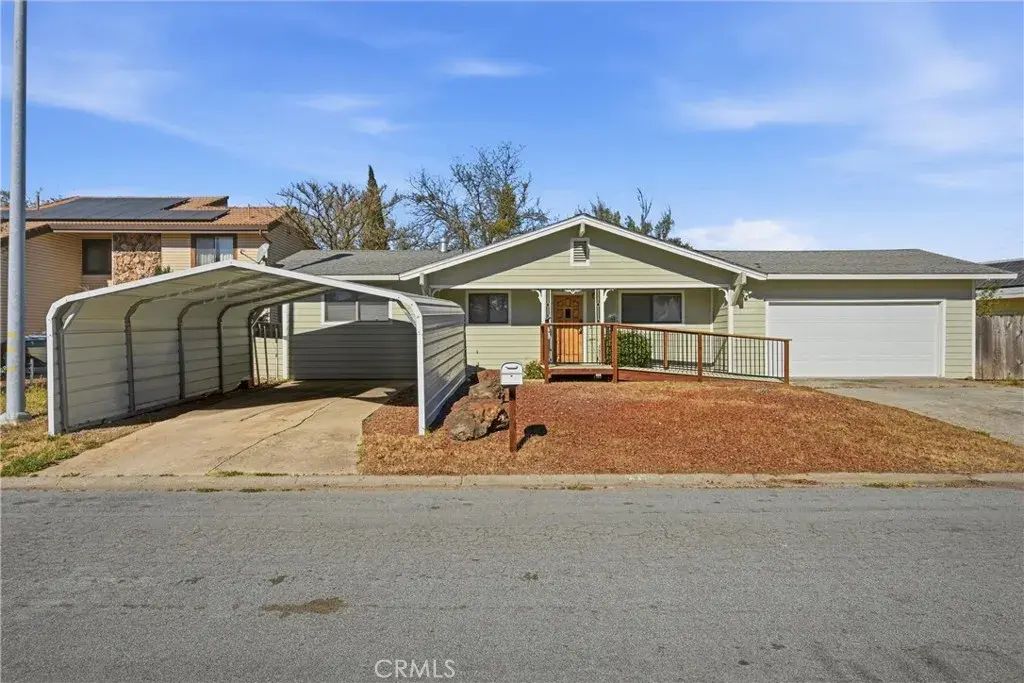 7337 Lakeland, Clearlake