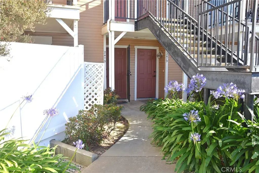 2475 Village Green, Santa Maria