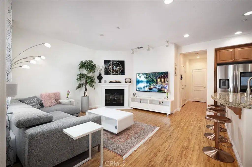 189 Groveland, Irvine