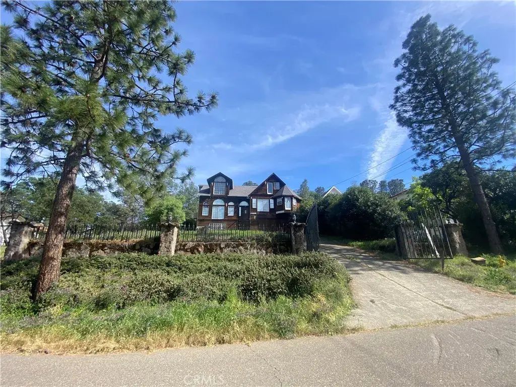 17396 Meadow View, Hidden Valley Lake