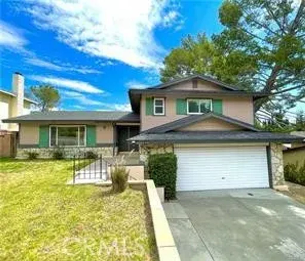 19331 Green Mountain, Newhall