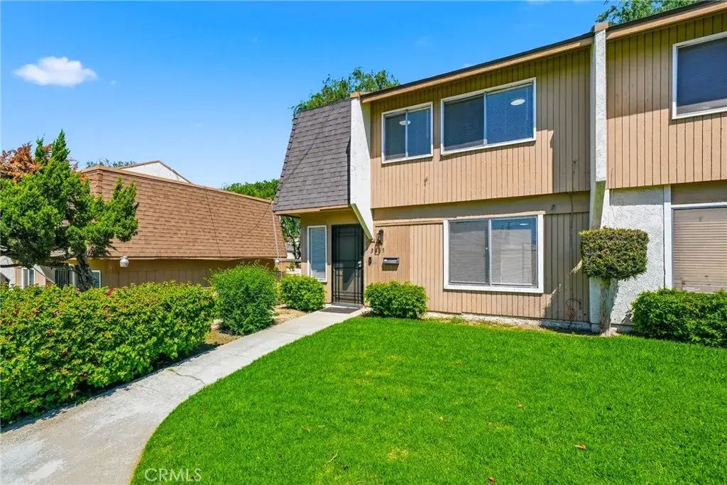 3469 Columbia, Riverside