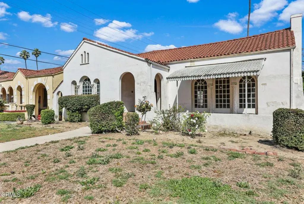 3273 Country Club Drive, Los Angeles