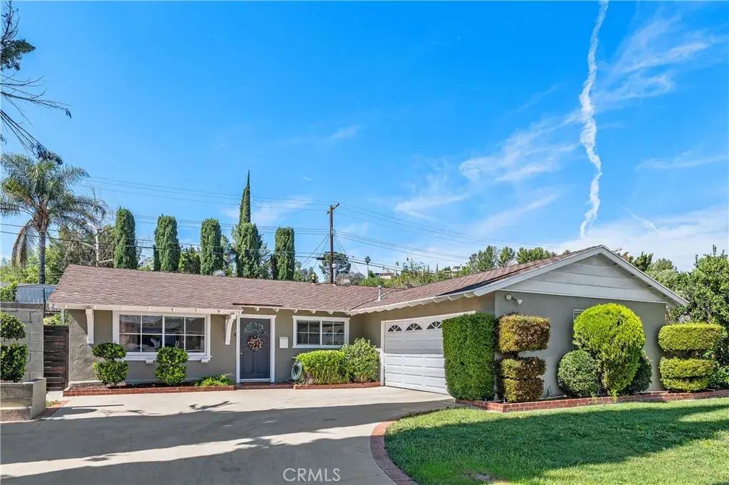 6619 Franrivers Avenue, West Hills
