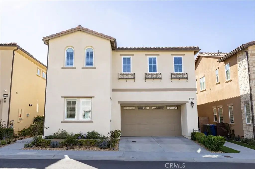 20742 Pine Cone Circle, Porter Ranch