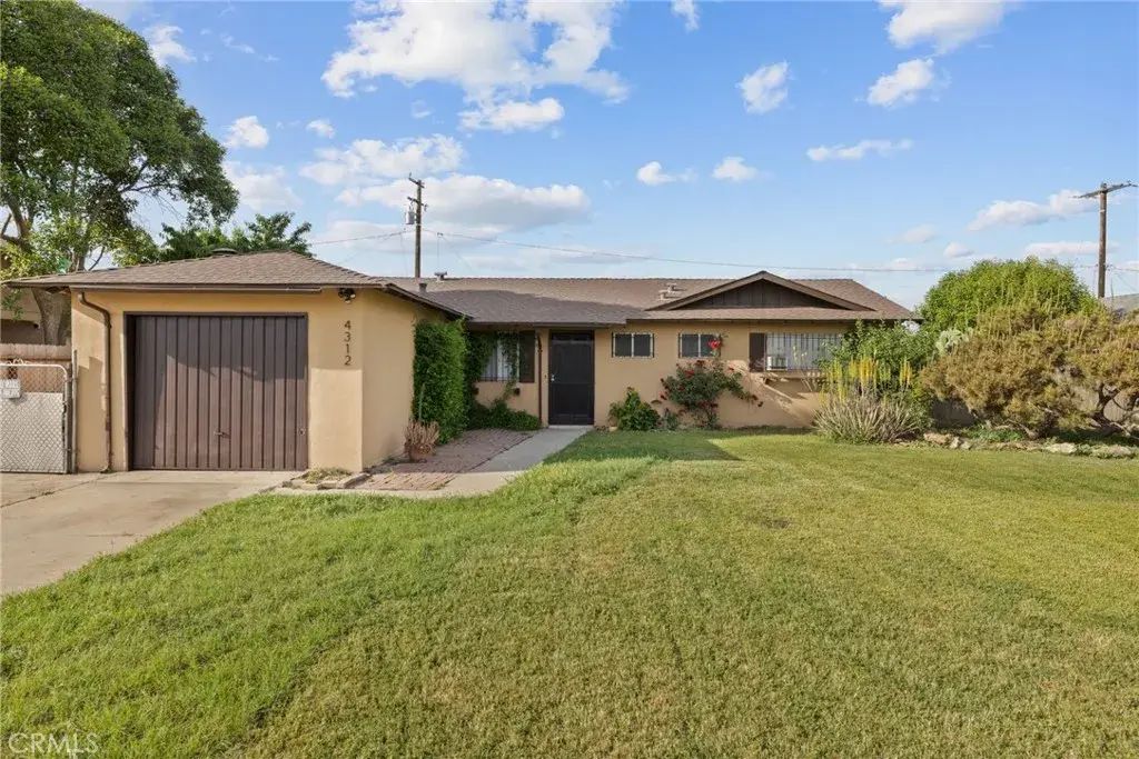 4312 W Dorothea Avenue, Visalia
