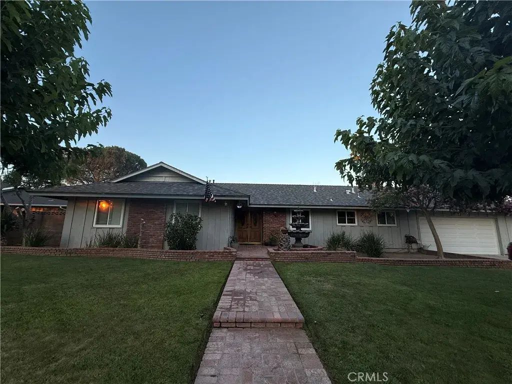 1046 Dysart, Banning