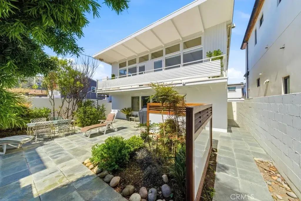 1210 W Oceanfront 1/2, Newport Beach