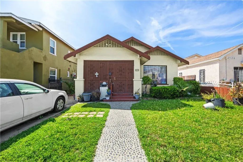 2173 Olive, Long Beach