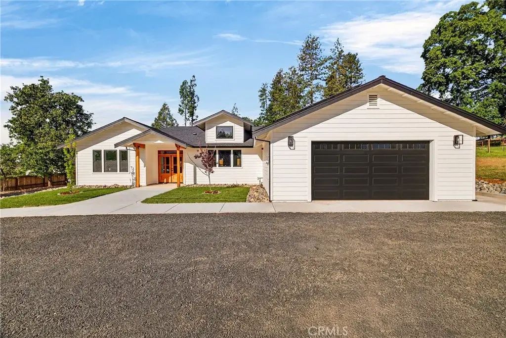 433 Valley View, Paradise