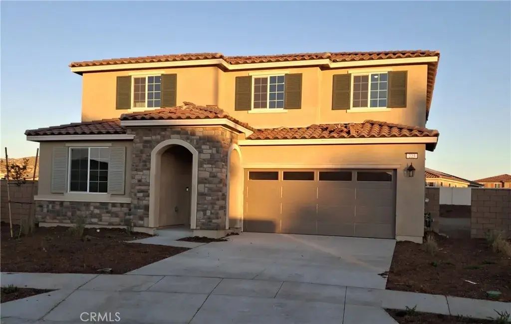223 Oakton Court, Hemet