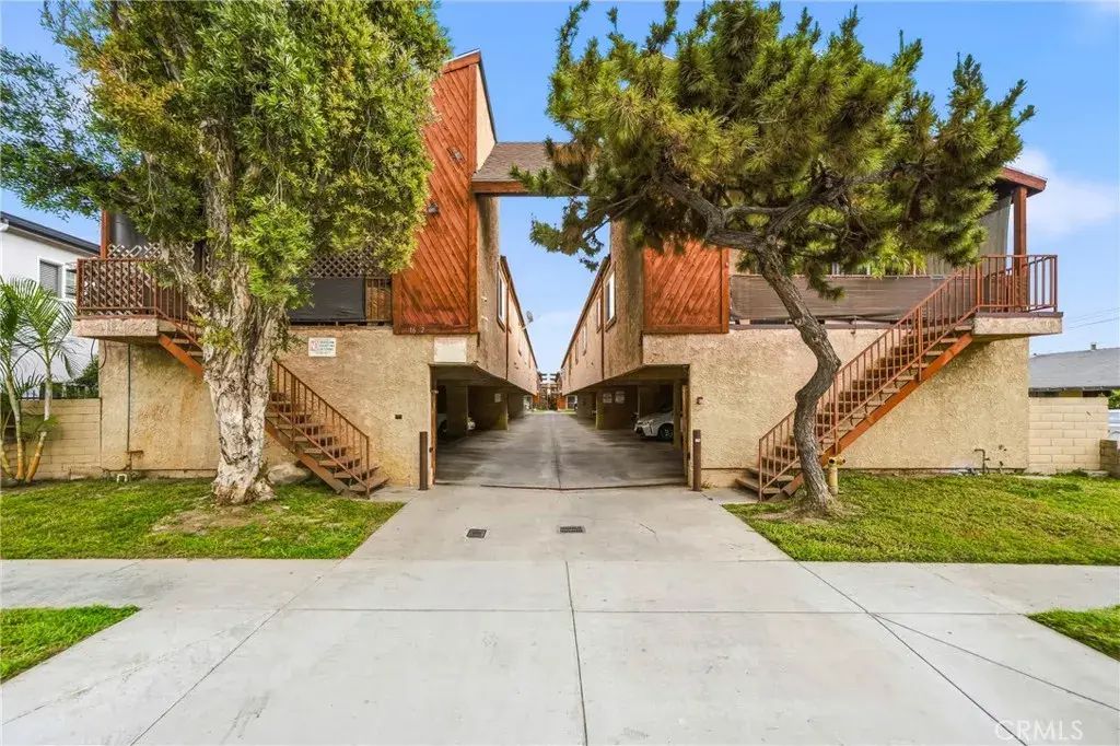 16322 Eucalyptus Avenue 7, Bellflower
