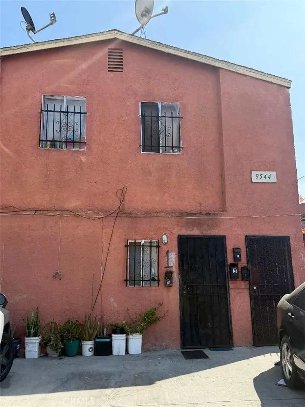 9544 Compton, Los Angeles