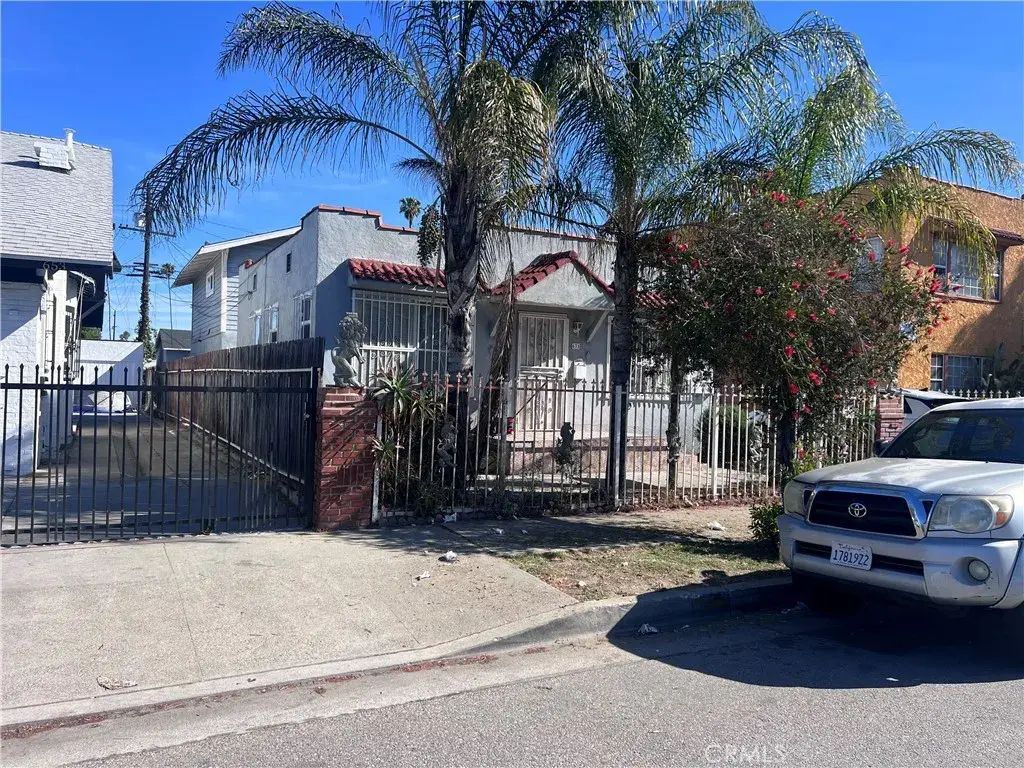 629-w Gage Avenue, Los Angeles