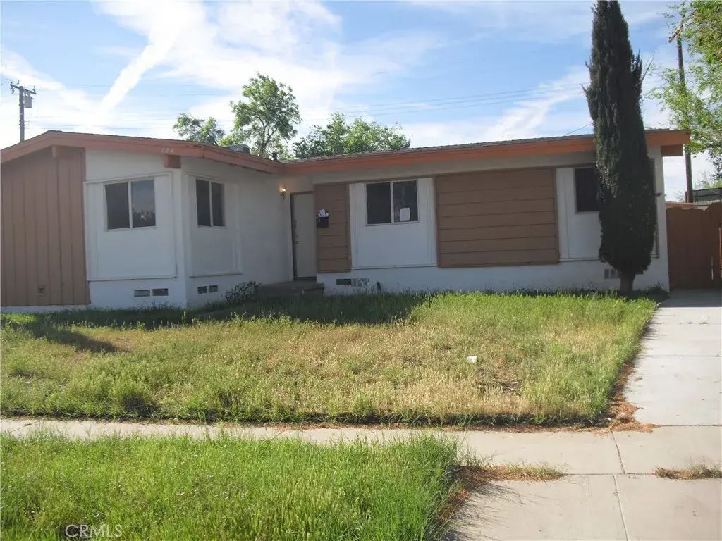 724 W Avenue H10, Lancaster