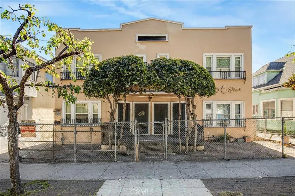 310 S Bonnie Brae, Los Angeles