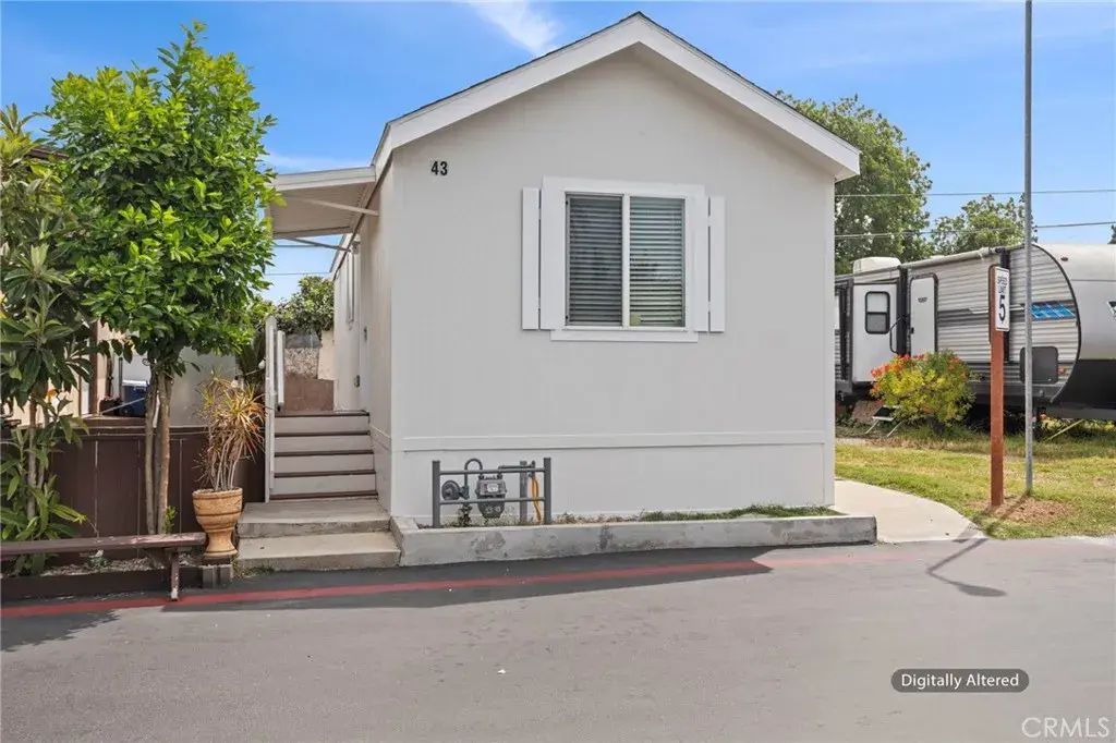 7650 Balboa 43, Van Nuys