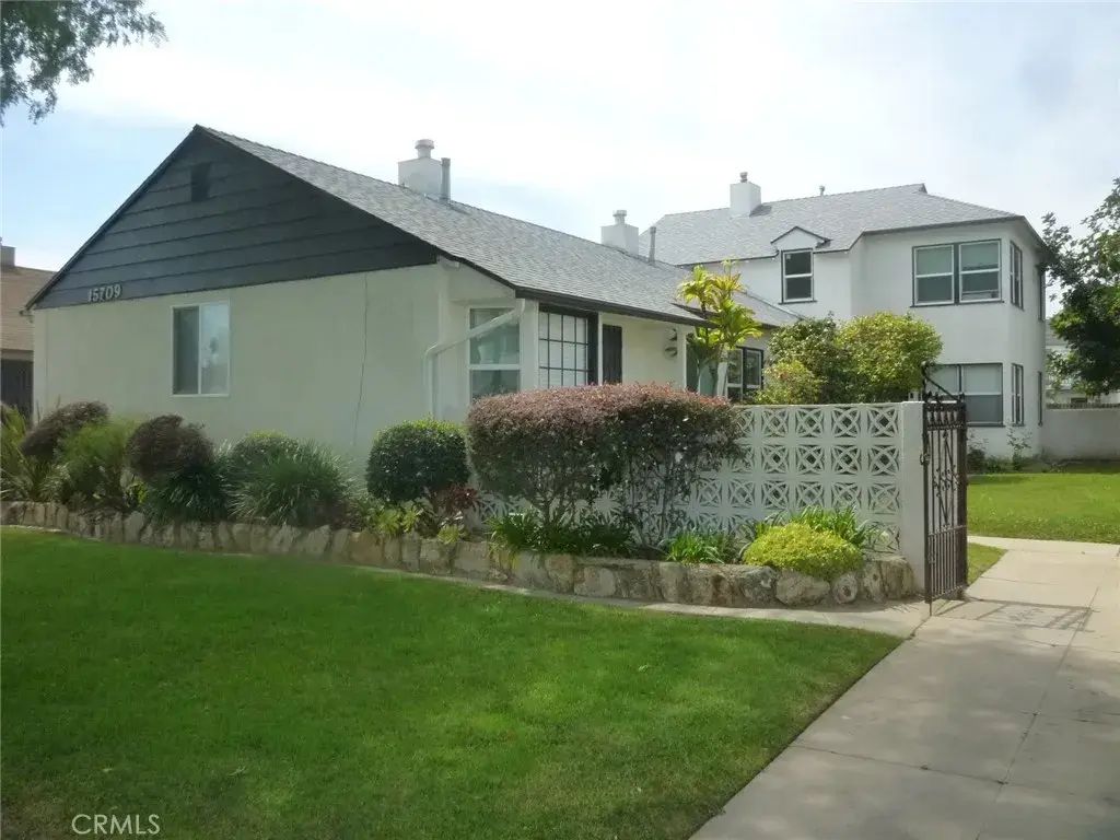 15709 Brighton Avenue B, Gardena