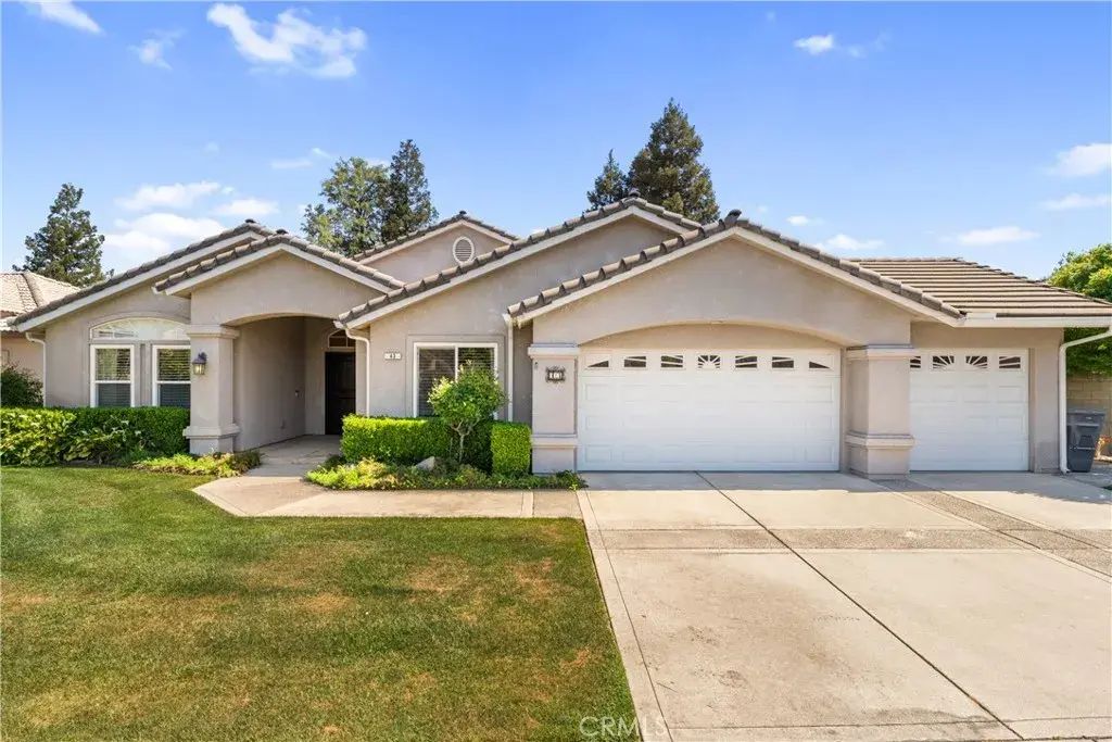 43 East, Madera