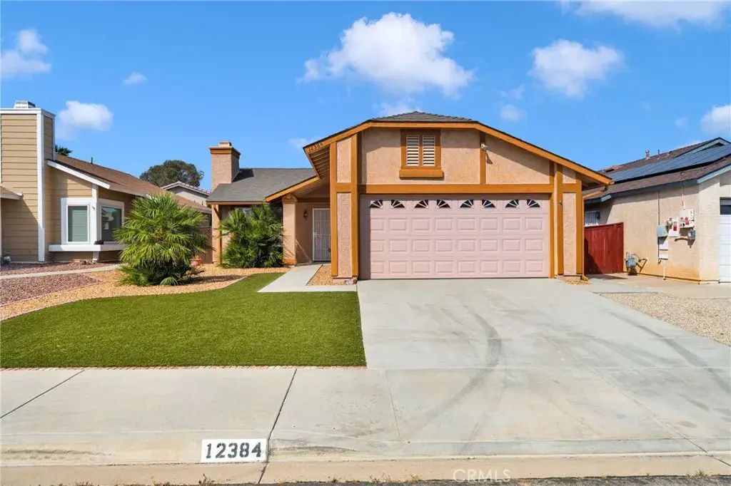 12384 Highgate, Victorville