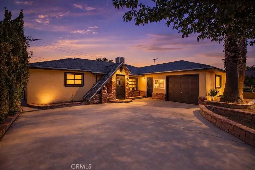 321 E Avenue J8, Lancaster
