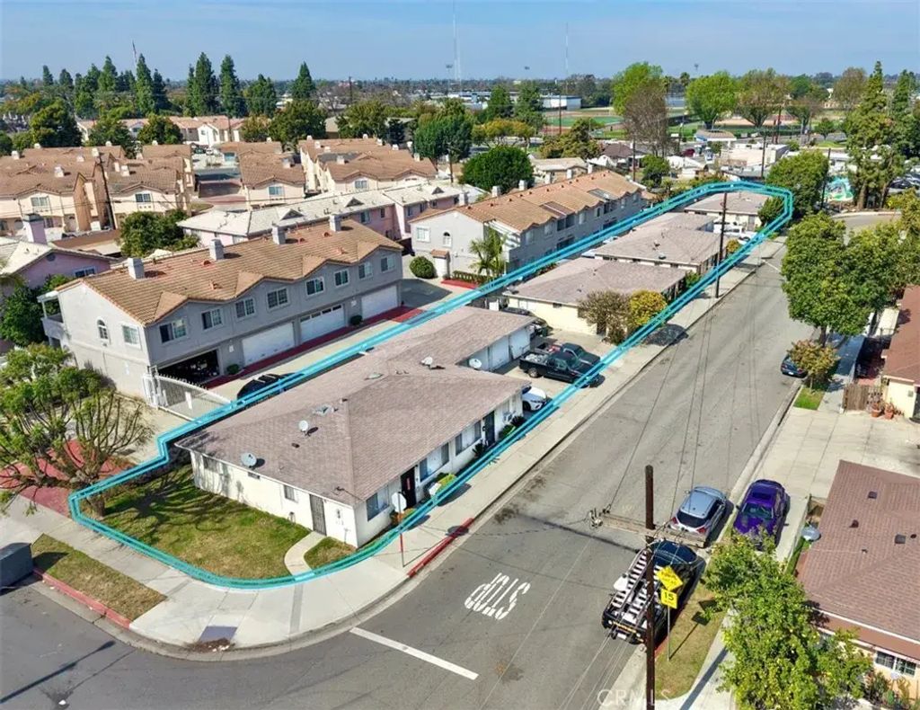 16101 Ansmith Ave, Paramount
