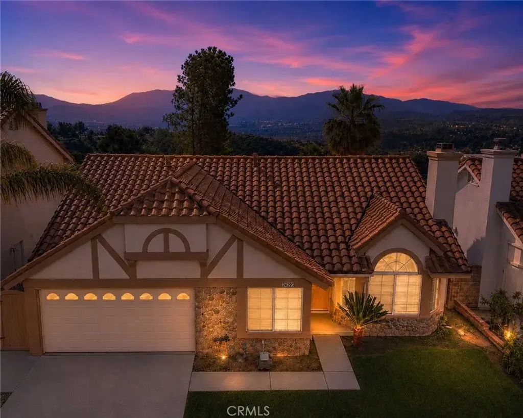 20426 Ermine, Canyon Country