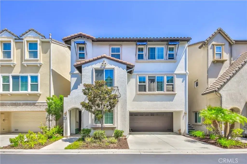 2889 Plaza Del Amo 125, Torrance