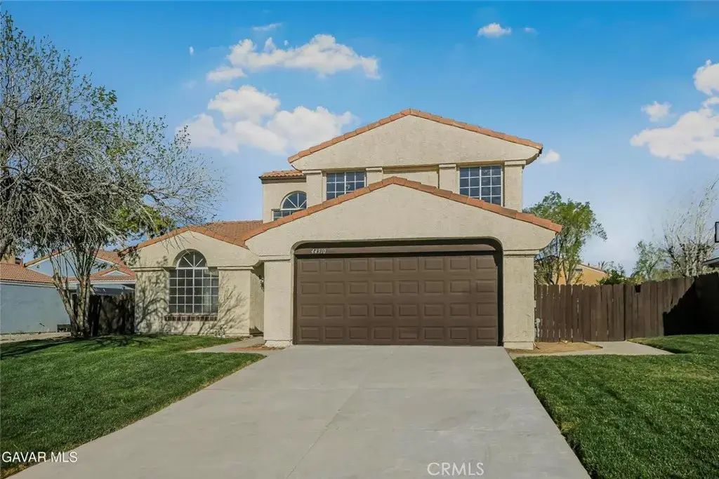44910 12th Street East, Lancaster