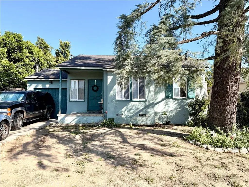 14125 Lanark Street, Panorama City