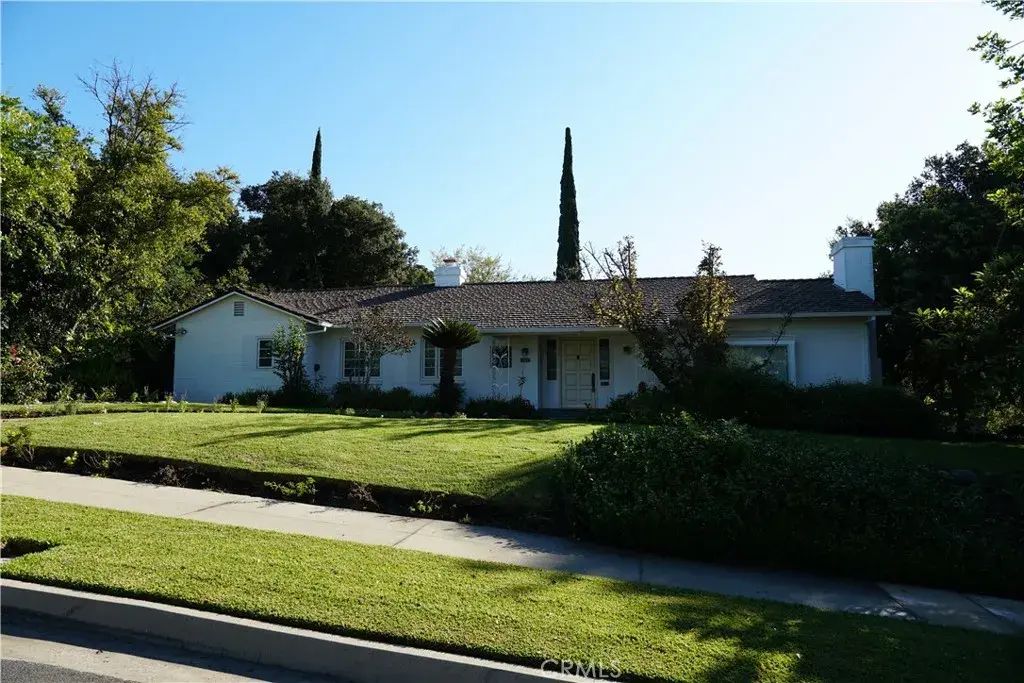 1200 Oakwood Drive, San Marino