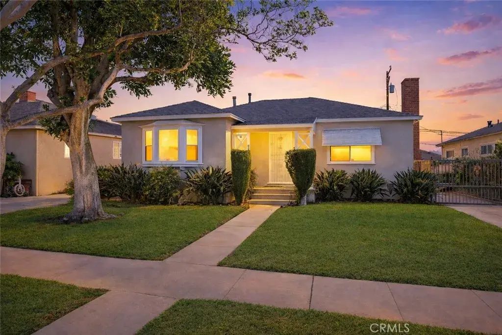 1036 S Hidalgo, Alhambra