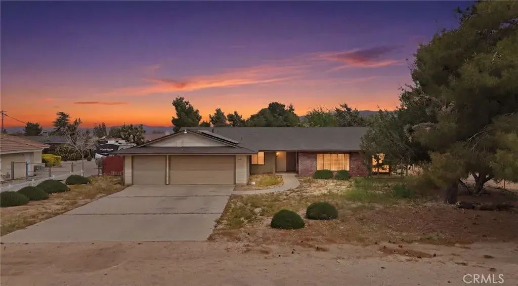 7589 Glider Ave, Hesperia