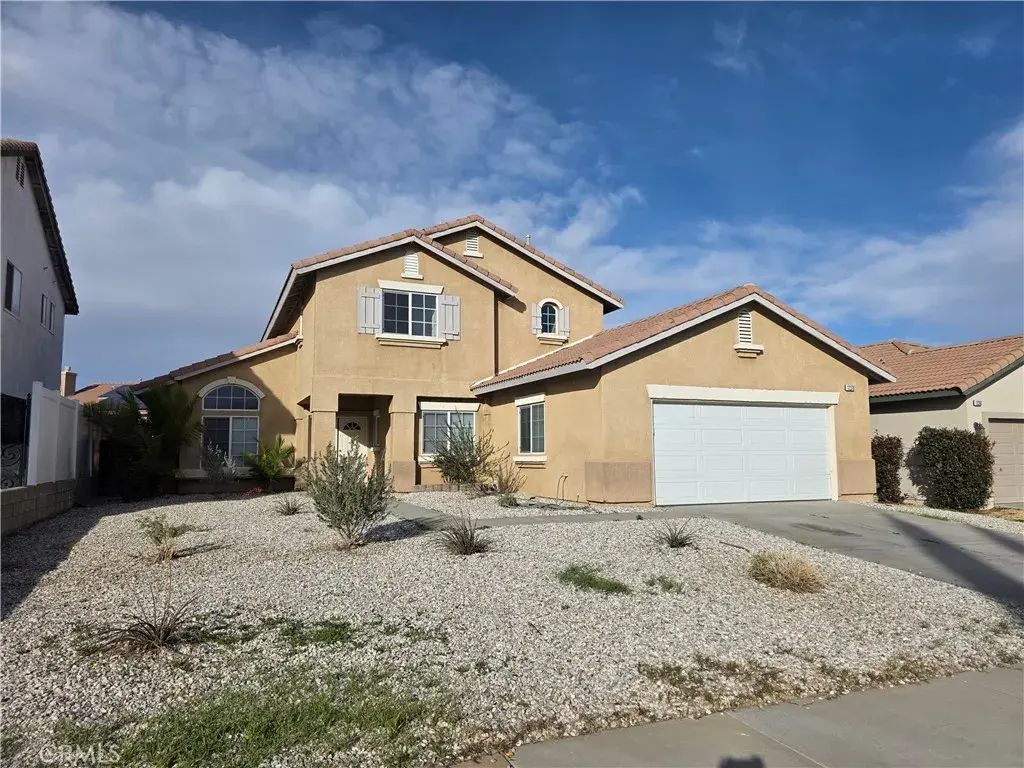 12378 Blazing Star, Victorville