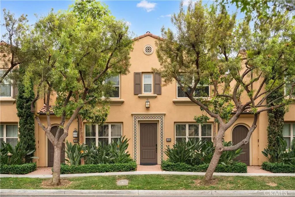 204 Kempton, Irvine