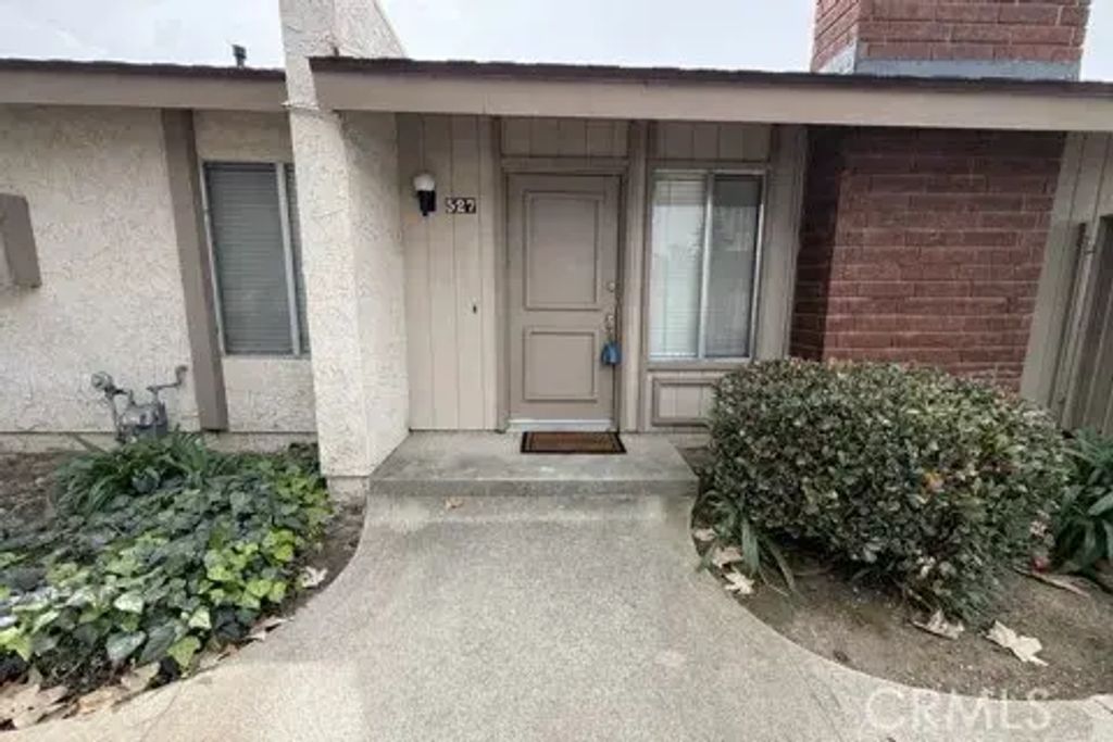 527 Holly Avenue, Oxnard