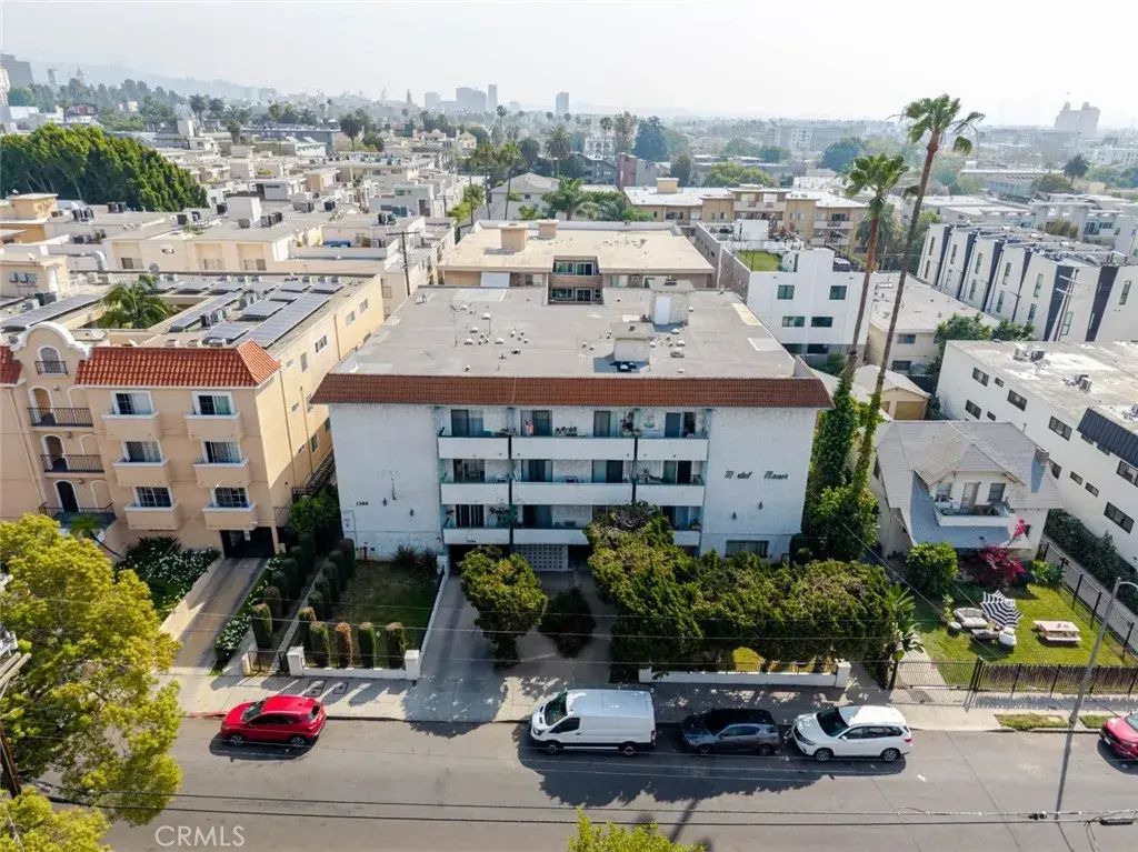 1344 N Martel Avenue 303, Hollywood